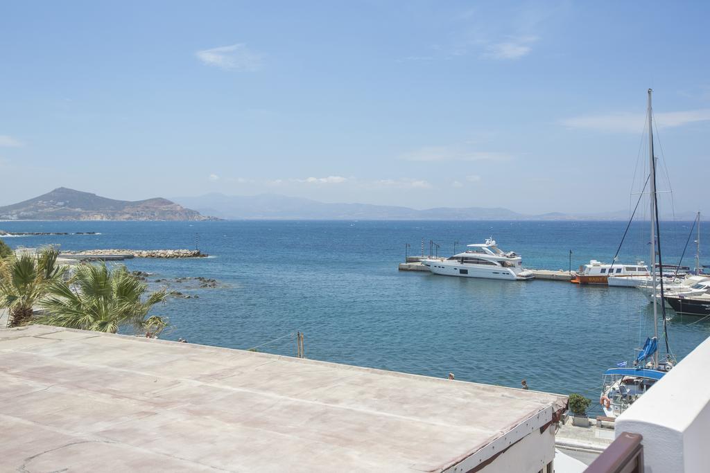 Amalthia Luxury Studios Naxos City Esterno foto